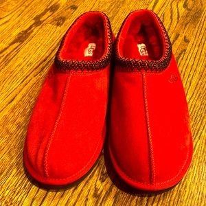 New UGG Tasman Men’s Slipper Shoe in Red Suede Size 11
